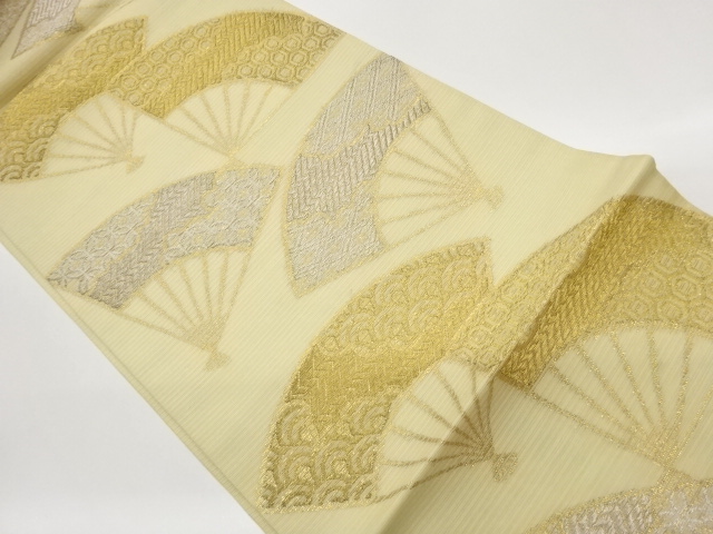 紗 扇に古典柄模様織出し開き名古屋帯（額縁仕立て）